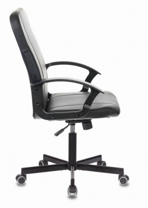 Кресло офисное BRABIX "Simple EX-521" (экокожа, черное) 532103 в Губкинском - gubkinskiy.mebel-74.com | фото